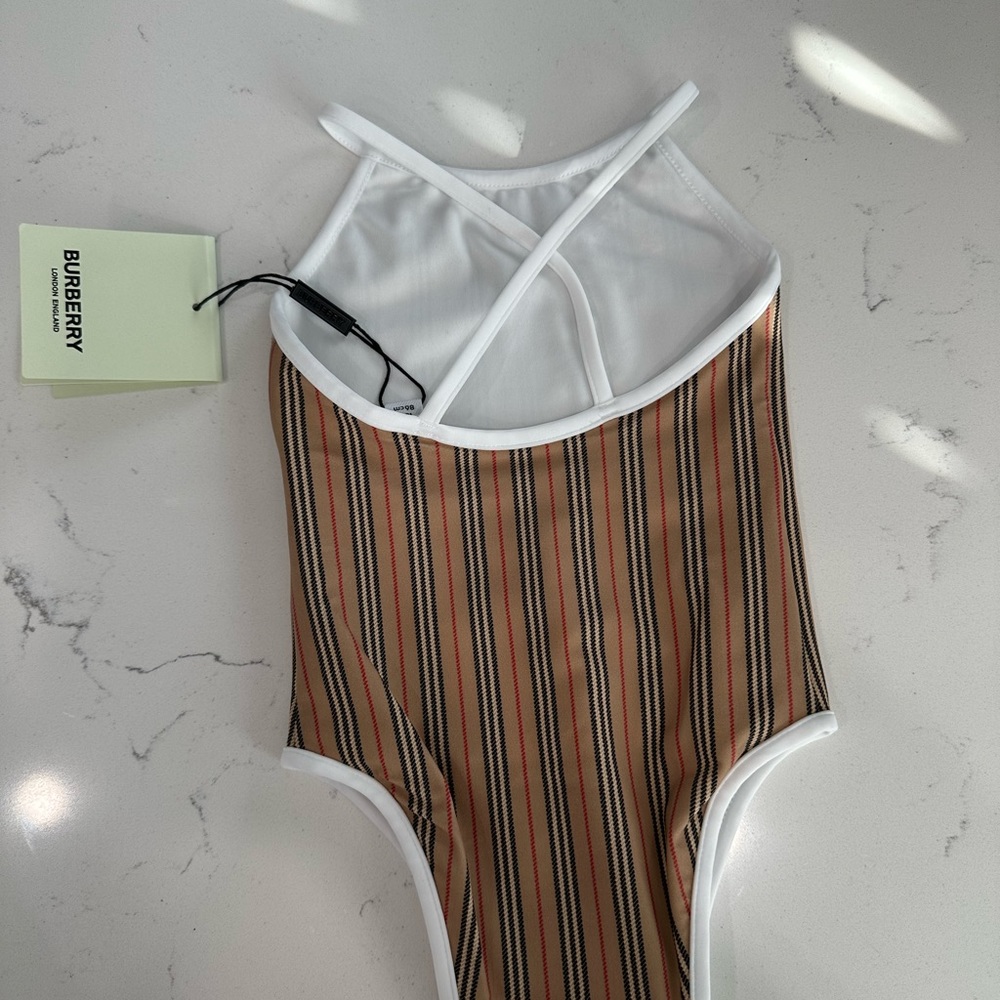 Burberry bathing suit - Picture 2 of 5